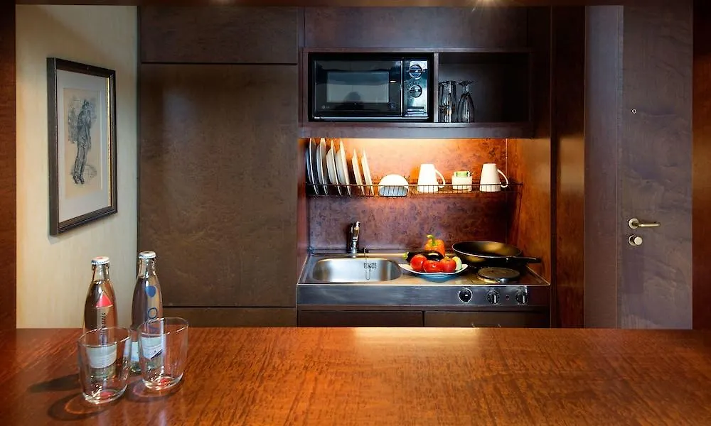 Living Hotel Prinzessin Elisabeth München 4*,